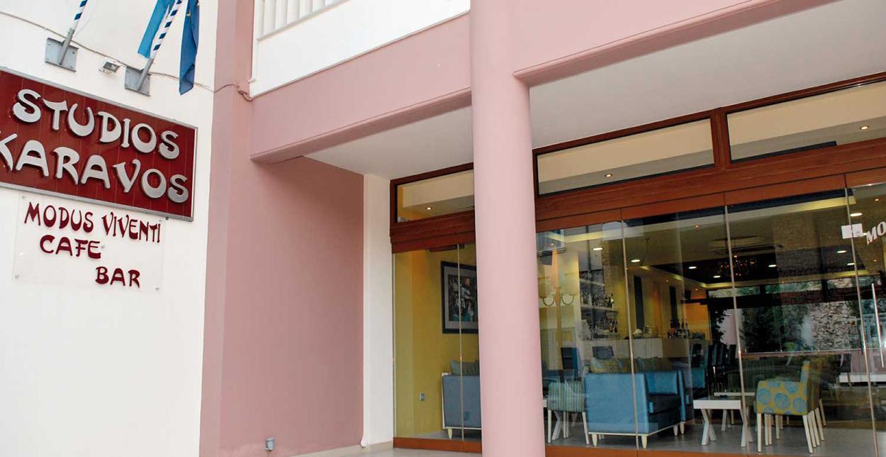 Studios Karavos Aliveri Exteriör bild